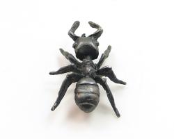 Carpenter Ant Lapel Pin - Silver